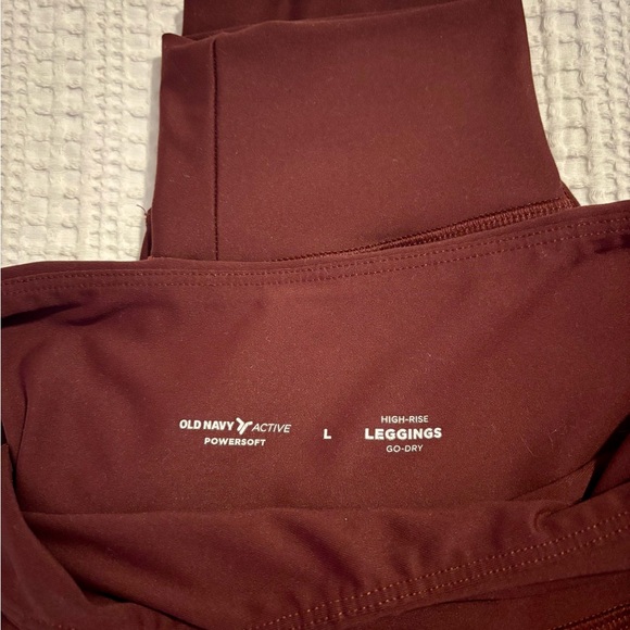 Old Navy Active bundle - Picture 5 of 9